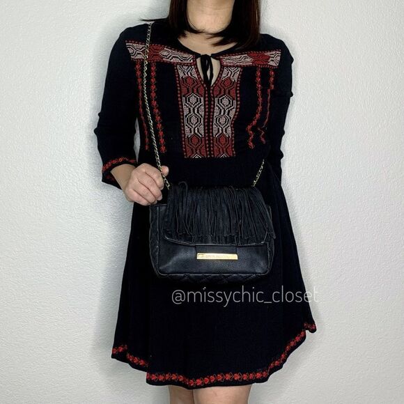 Steve Madden Black Fringe Crossbody/Shoulder Bag - Picture 1 of 14